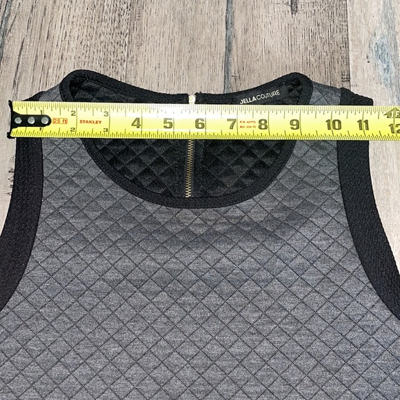 Quilted Grey Crop Top - Picture 7 of 7